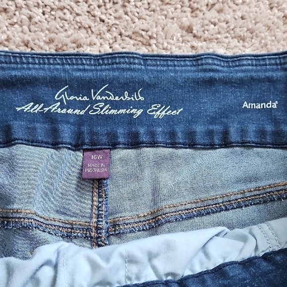 16W Gloria Vanderbilt Stretch Pull On Shorts - Picture 3 of 10